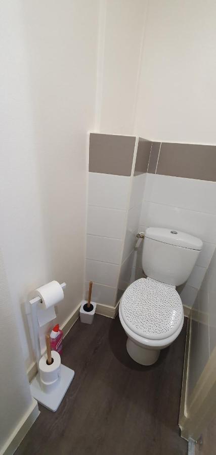 Beau T2 En Centre Ville Avec Place De Parking Auto Velo Blois Ngoại thất bức ảnh